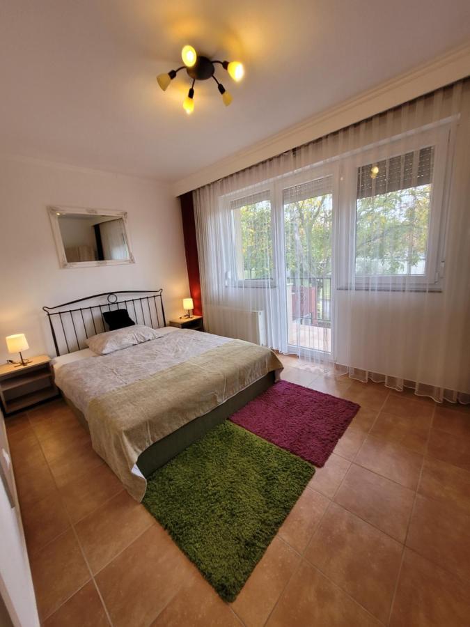 Zoe Apartman Siófok Eksteriør billede